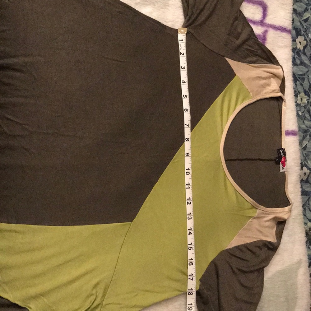 Top - Picture 3 of 3